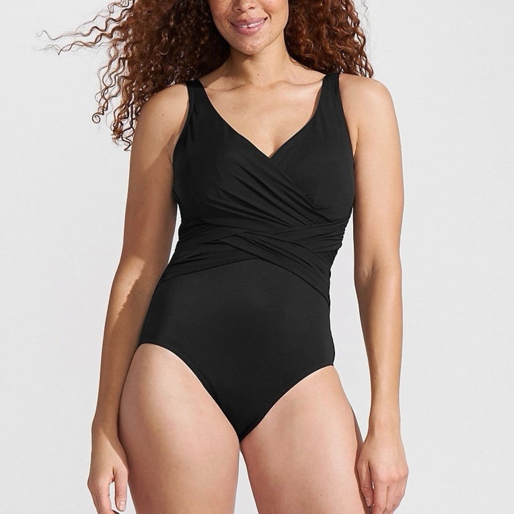 Lands End Black SlenderSuit Wrap One Piece Soft Cup Swimsuit Size 6